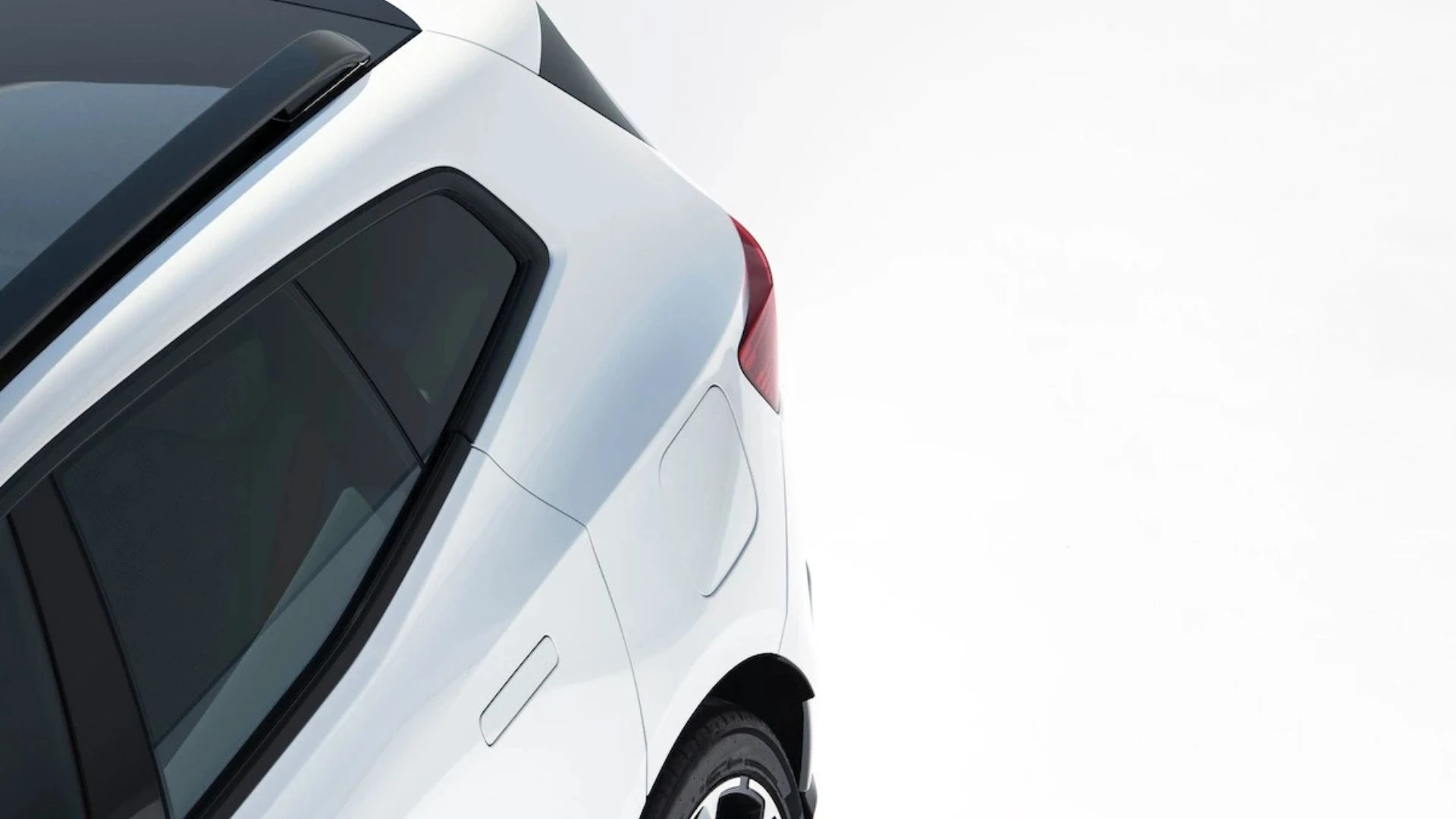 Polestar 4 SUV: 536 CV e 630 km per sfidare BMW iX3 e Mercedes GLC