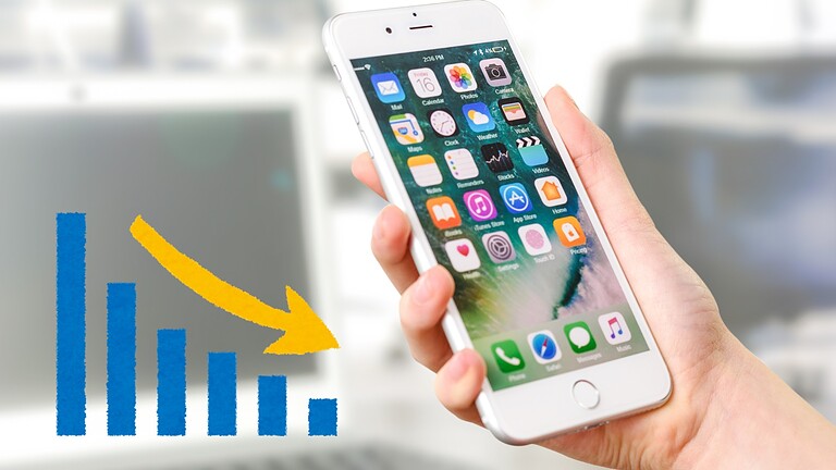 Smartphone in calo del 4% nel 2026: la crisi delle memorie colpisce