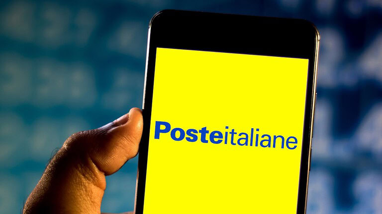 Poste Italiane, l'app cambia volto: nuova interfaccia e panoramica patrimonio