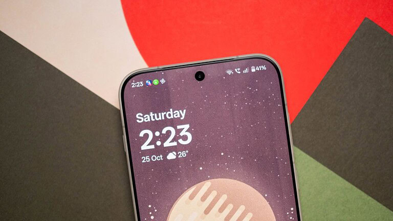 OnePlus 16, hardware al top ma niente lancio in Europa e USA