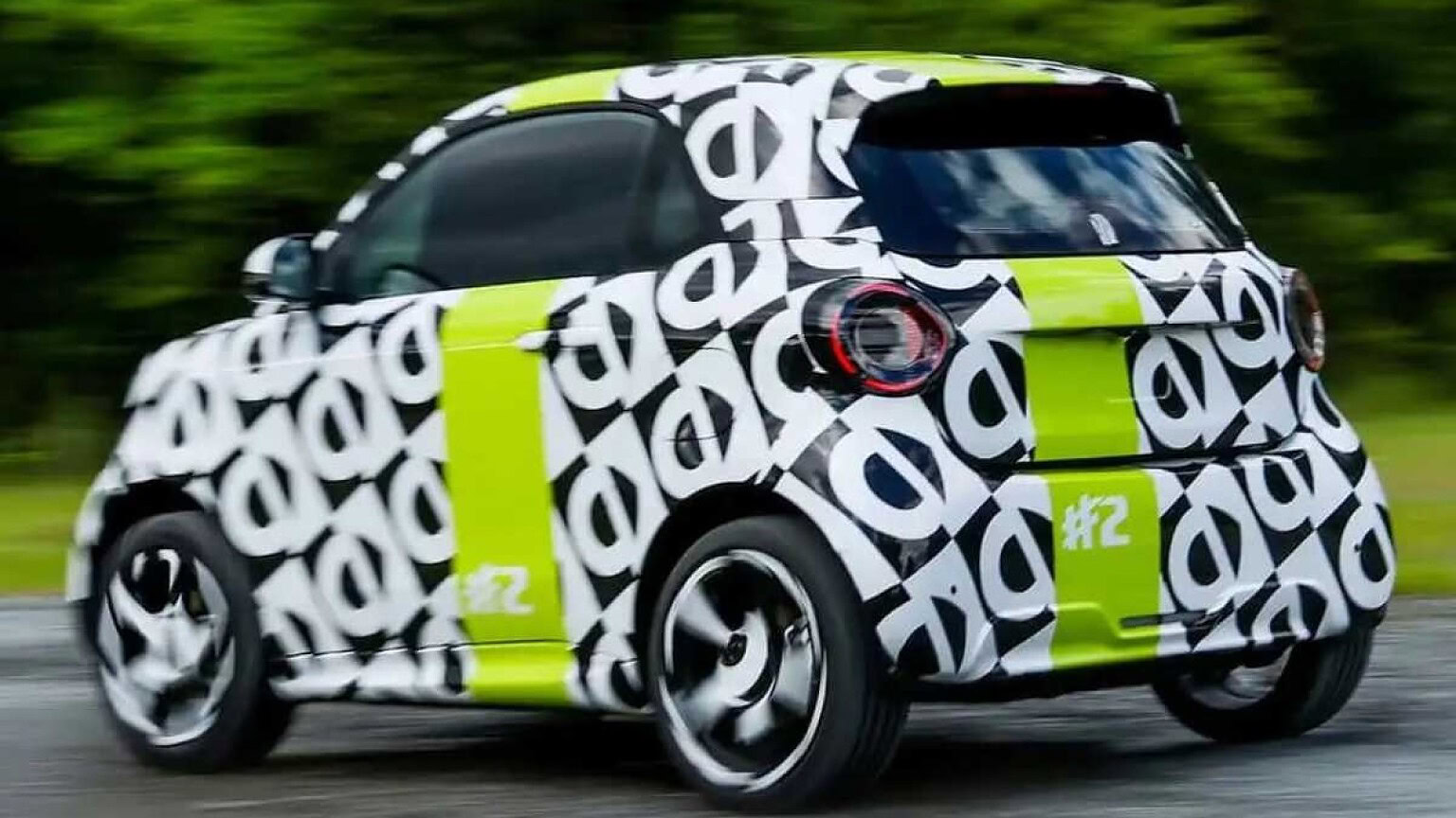 Smart #2 avvistata durante i test: il debutto è vicino