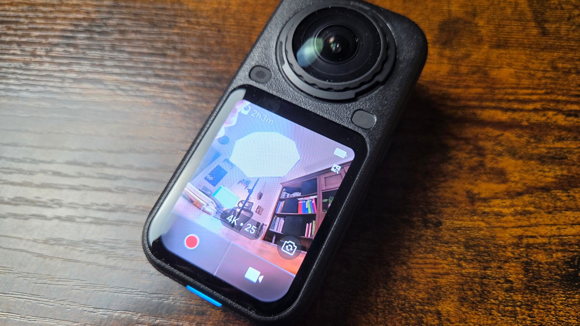Insta360 X6
