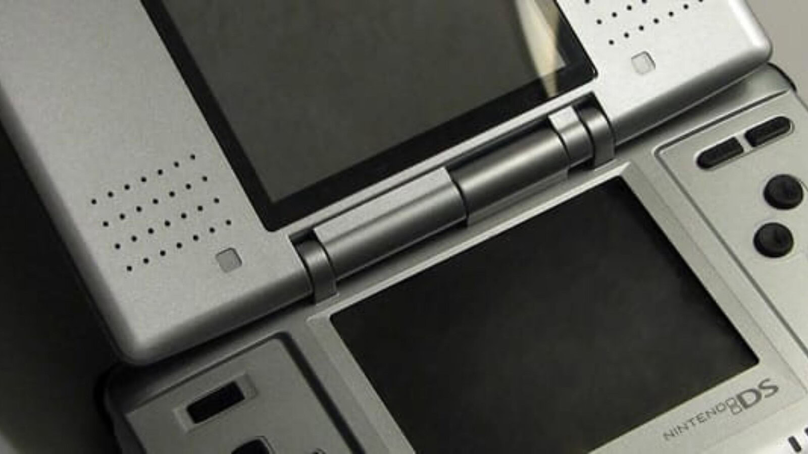 Giochi fisici USA ai minimi dal 1995: Nintendo domina il mercato