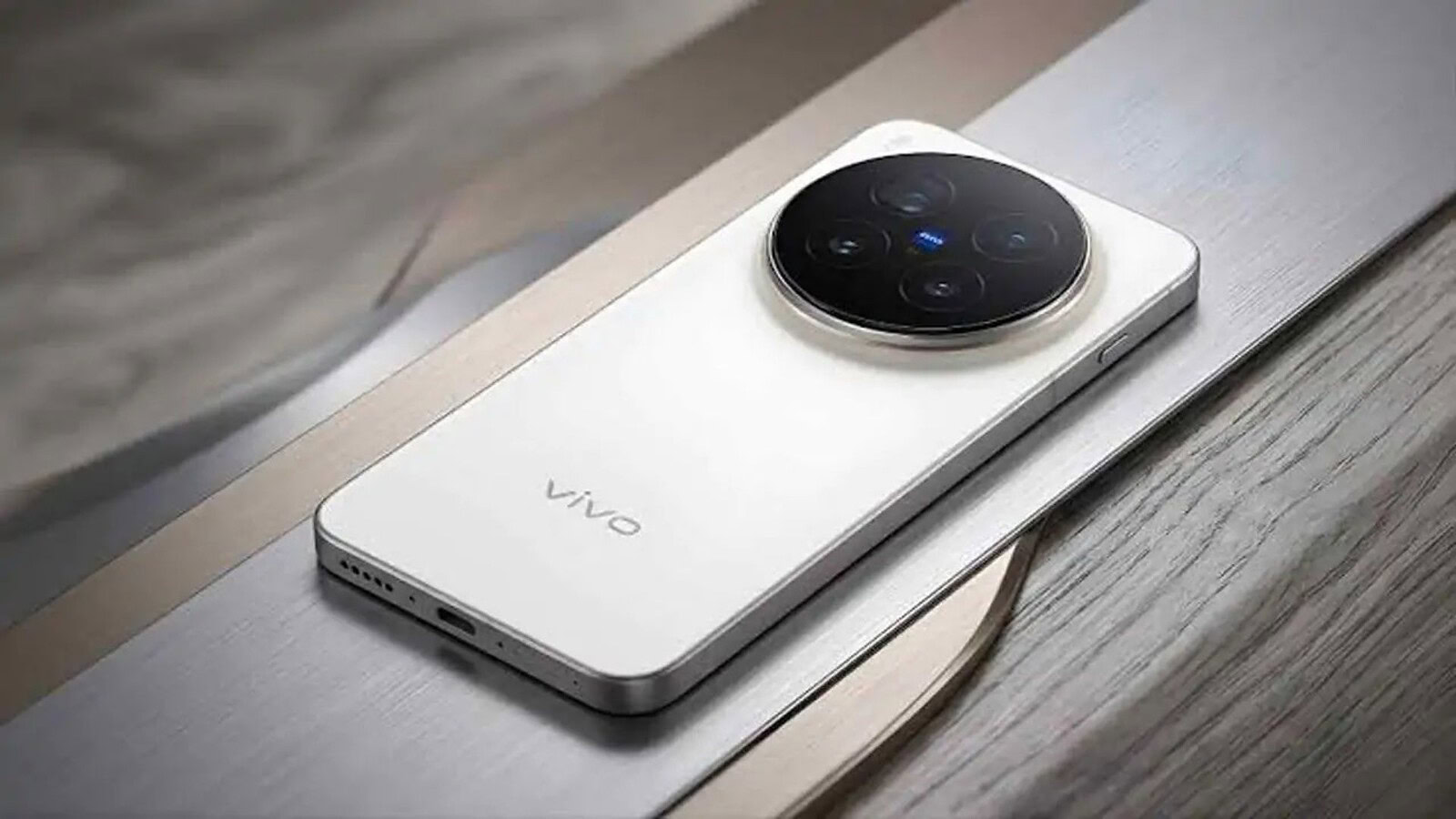 Vivo X500 Pro Max, il display BOE Q11 2K taglia il blur del 93%