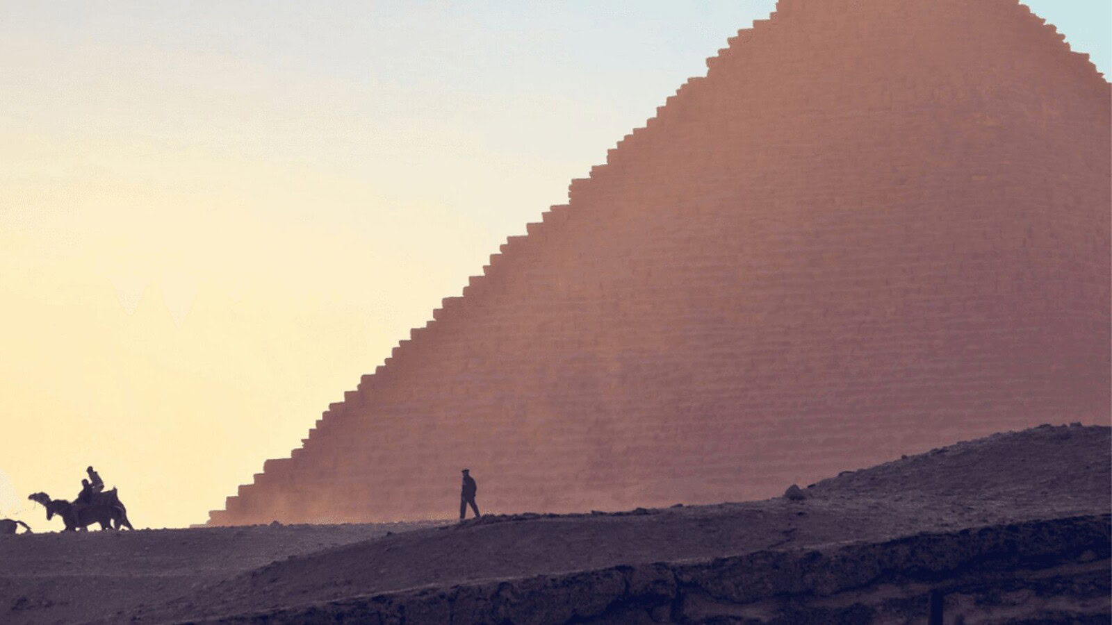 Piramide Rossa