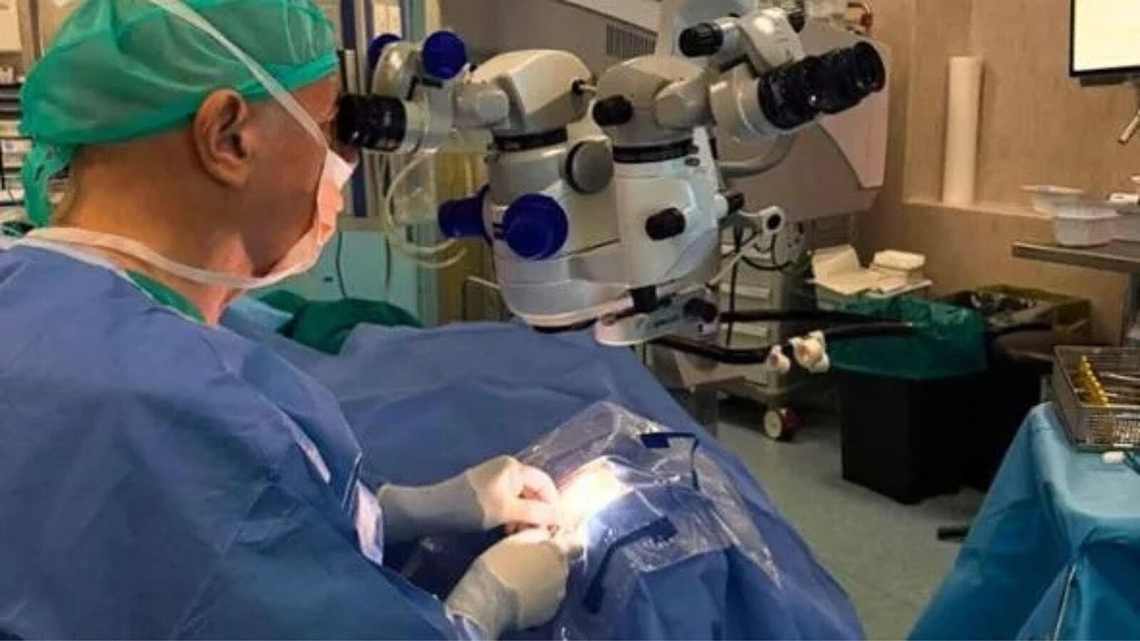 Torino, l'intelligenza artificiale ridà la vista a una donna di 82 anni