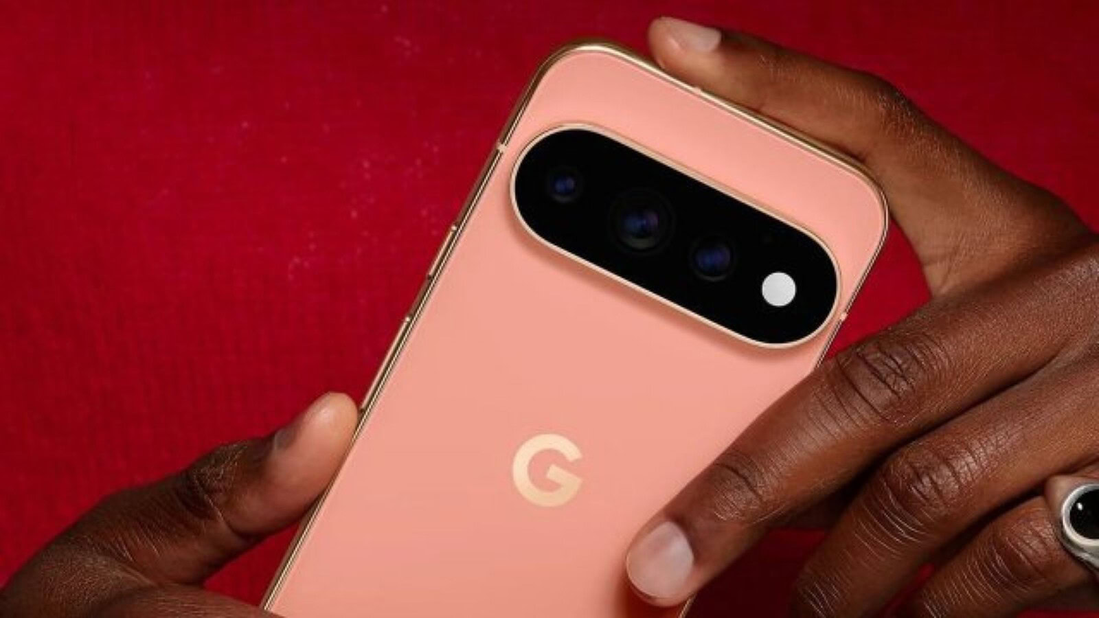 Google Pixel 11, sparisce la scritta Powered by Android all'avvio