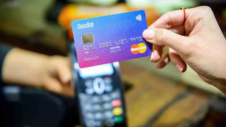 Revolut cambia il piano Metal: arriva ChatGPT Go, esce Perplexity