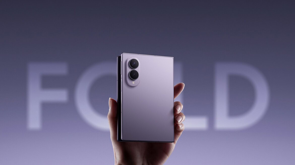 Samsung sfida Apple sui pieghevoli e non teme il debutto del 2026