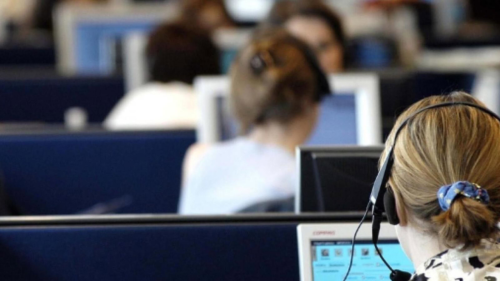 Francia, addio al telemarketing: dal 2026 serve il consenso esplicito