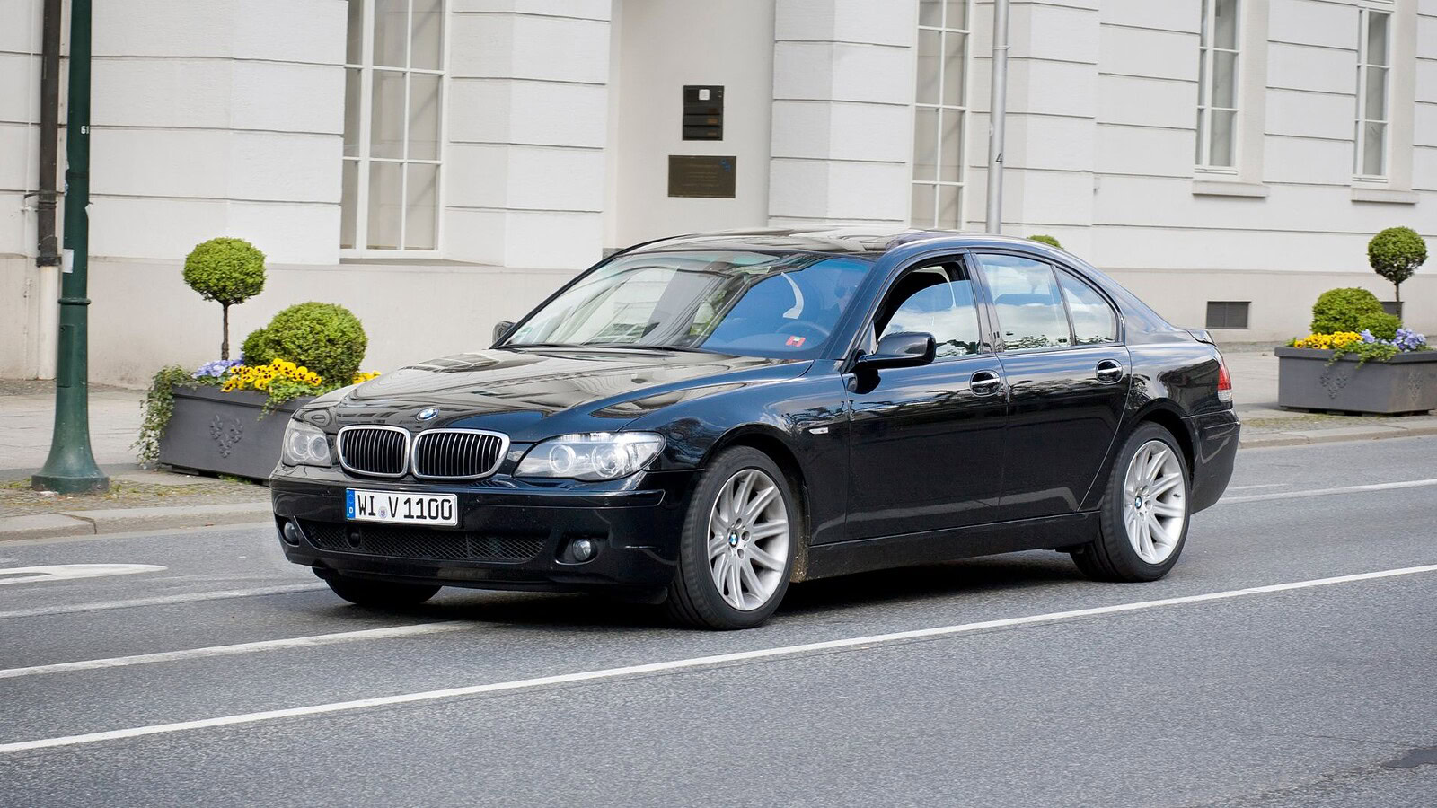 BMW taglia la gamma fino al 50% e addio a Z4, X4 e Serie 8