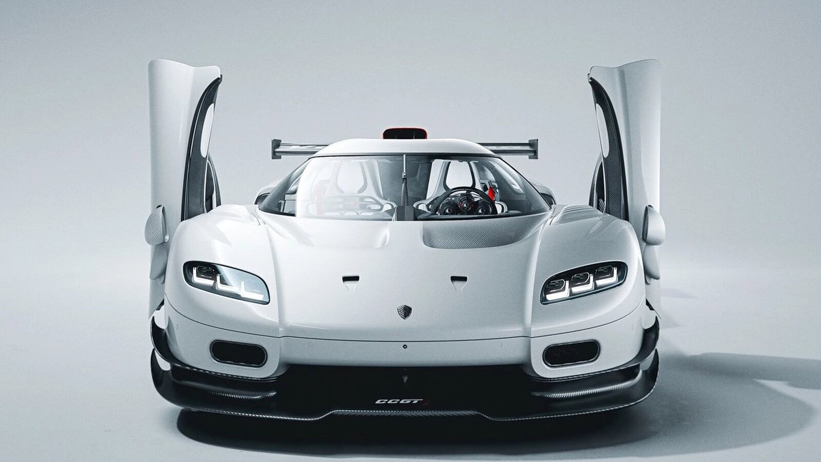 Koenigsegg CCGT1, la megacar che riporta in vita il sogno GT1
