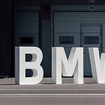 BMW i3 elettrica entra in produzione a Monaco tra ordini record