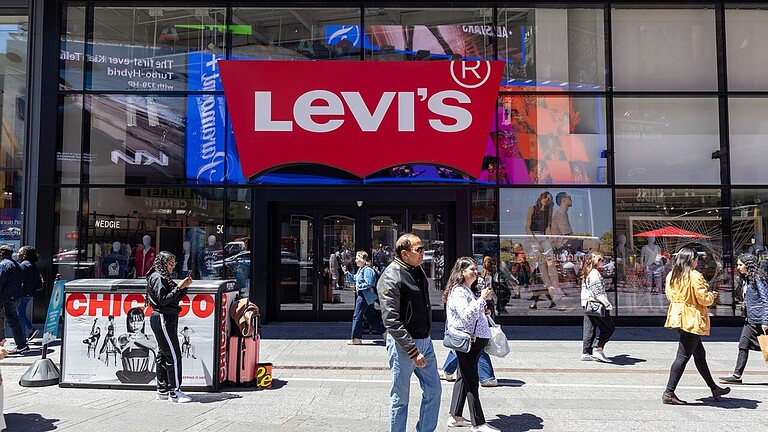 Levi's colpita dagli hacker: violati i pc di tre dipendenti