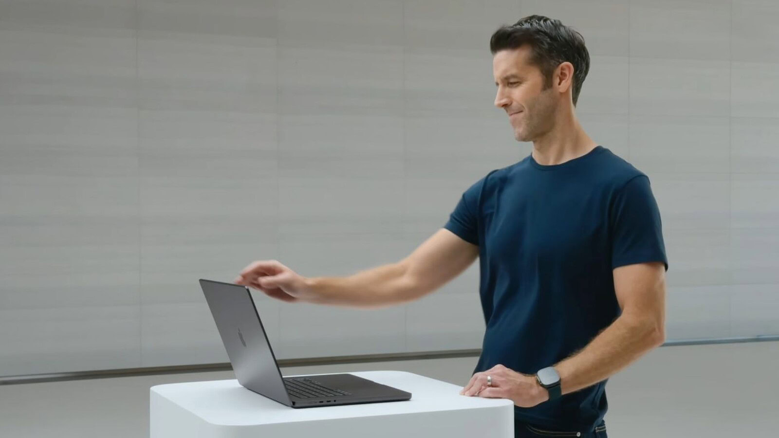 Apple, Ternus CEO