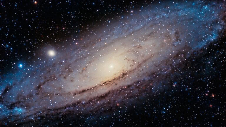 Big Rip, lo scenario che immagina l'universo fatto a pezzi