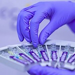 Vaccino mRNA contro il melanoma: superata la Fase 3, Borsa vola