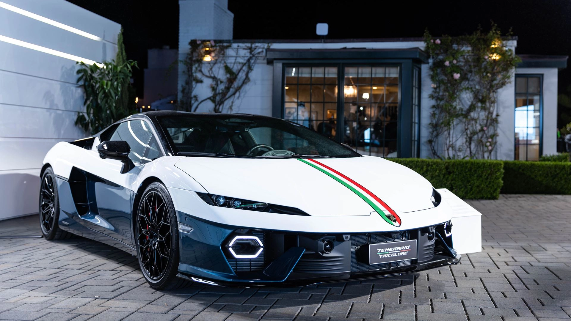 Lamborghini Temerario Tricolore Lamborghini Temerario Tricolore: la livrea che celebra l'Italia
