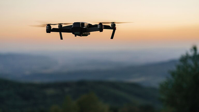 Drone elettrico record: 699 km/h per la difesa aerea