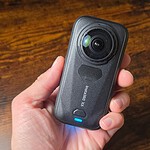 Insta360 X6