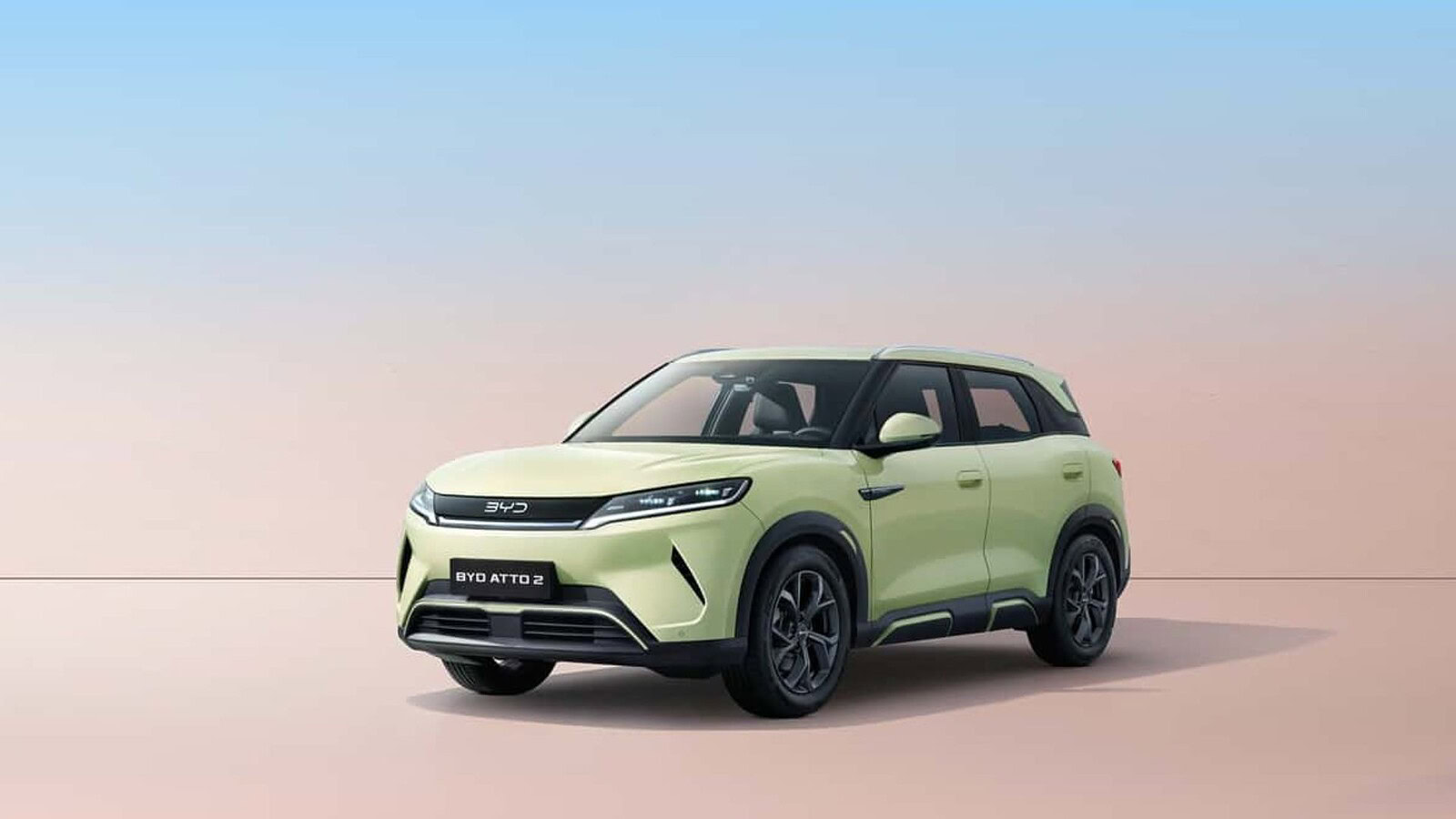 BYD accelera sulle batterie allo stato solido: produzione dal 2027