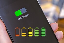 Perché lo smartphone perde batteria anche da spento