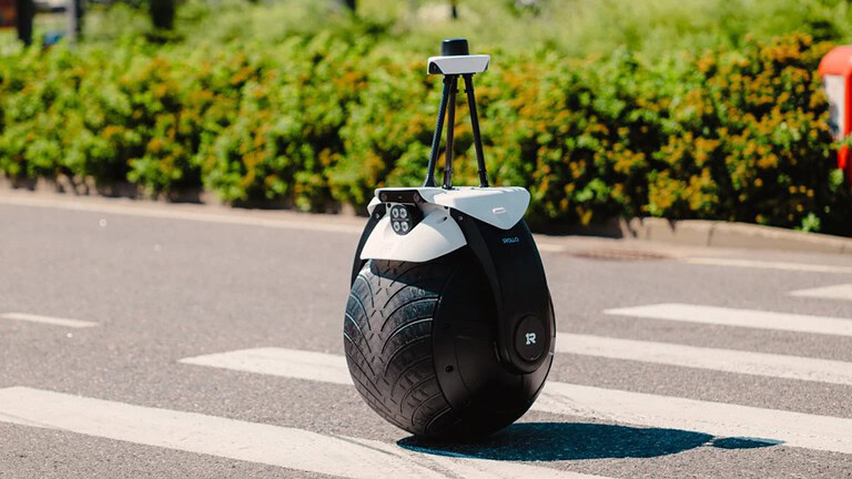 1ROLLO, il robot su una ruota che pattuglia da solo