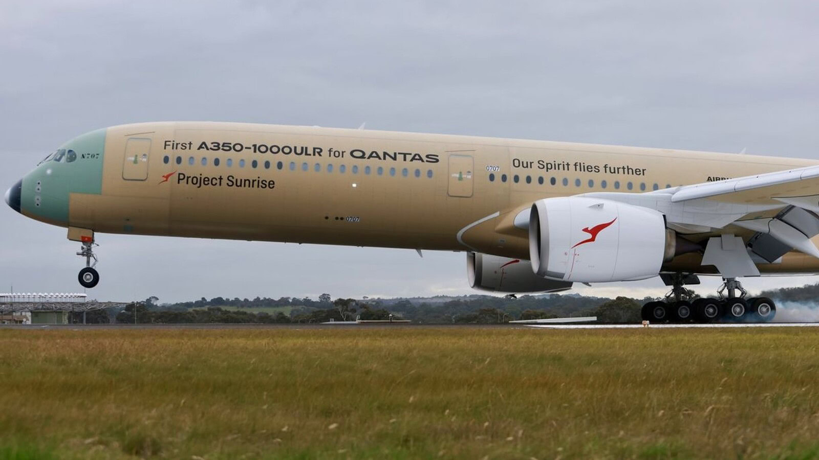 Airbus A350-1000ULR batte il record: 24 ore di volo senza scalo