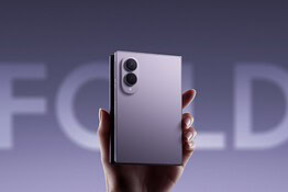 Samsung: lo smartphone resta protagonista nell’era dell’IA