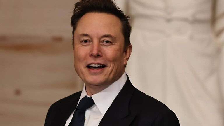 Elon Musk perde centinaia di miliardi in poche settimane
