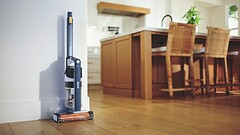 Shark IY143HEU: l’aspirapolvere senza filo a 199,99€ che riconosce il pavimento