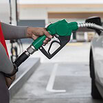 Benzina del sindaco, a Valle Castellana prezzi giù col Comune
