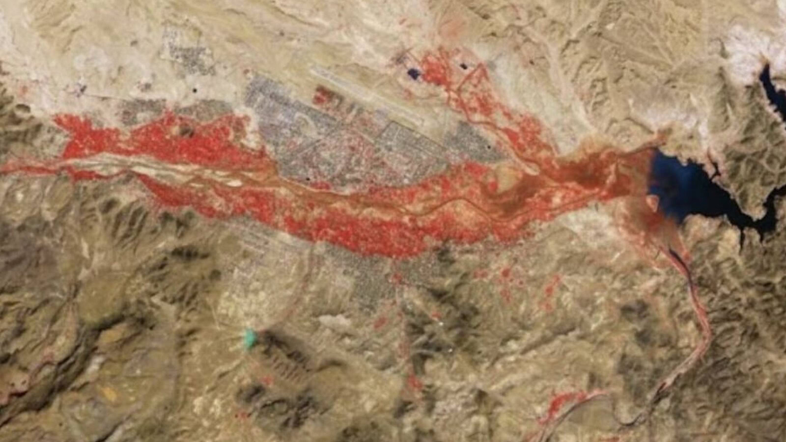 Macchia rossa in Marocco visibile dallo spazio: ecco perché