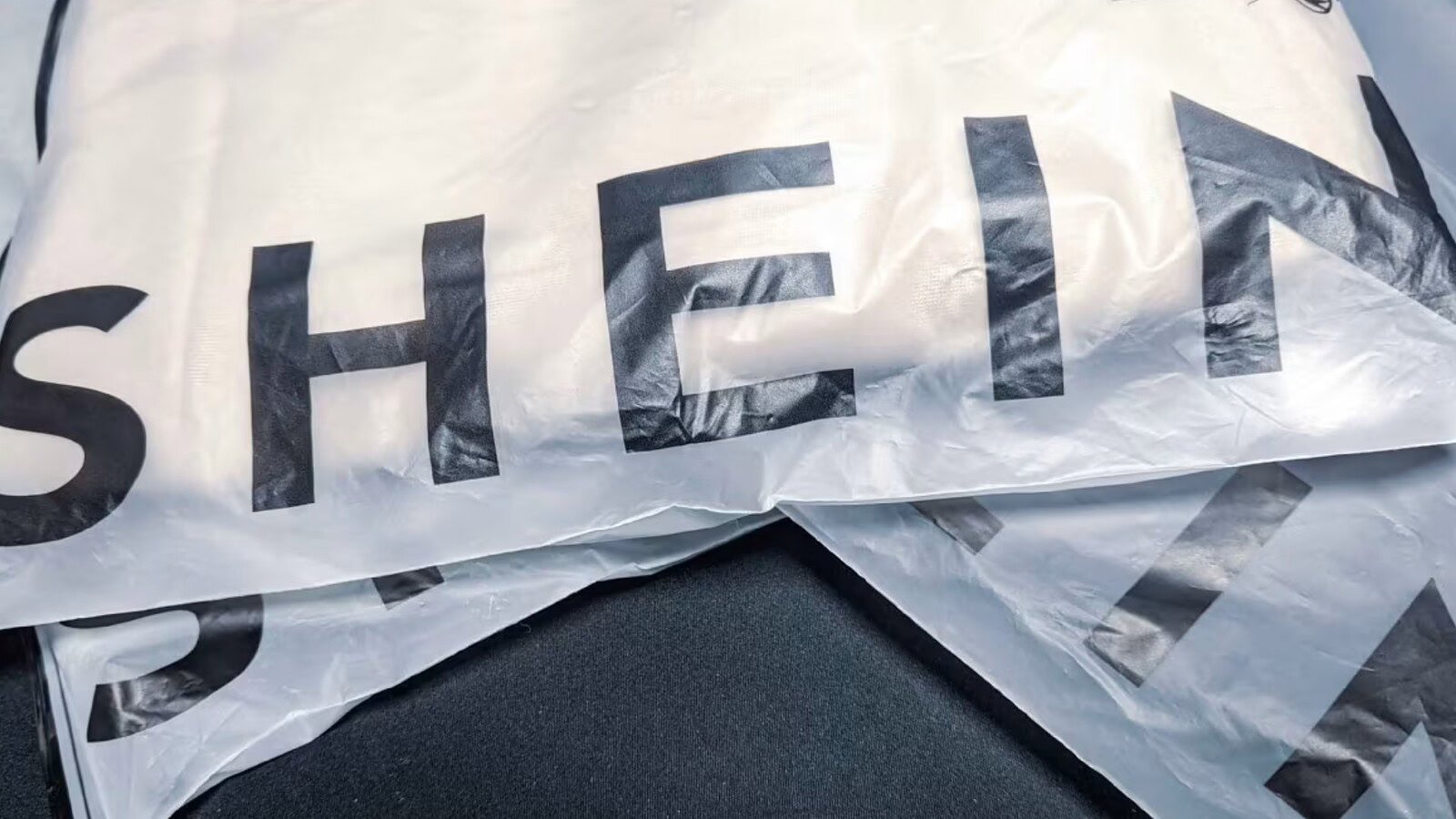 Shein crolla in Borsa: da 86 a 22 miliardi di valore