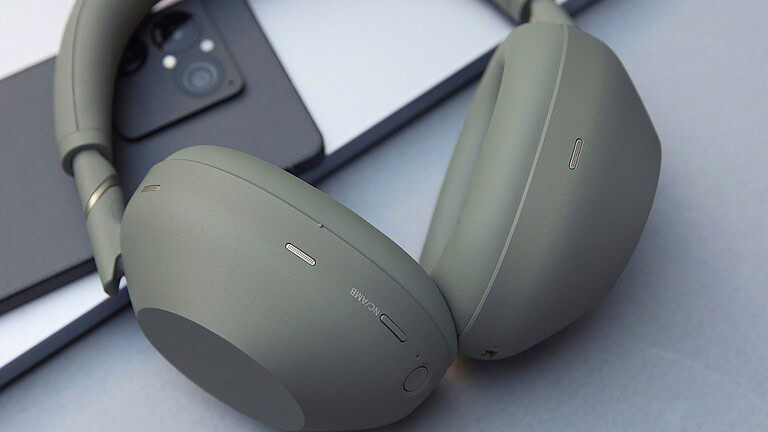 Sony WH-1000XM6, arriva la nuova colorazione Olive Gray