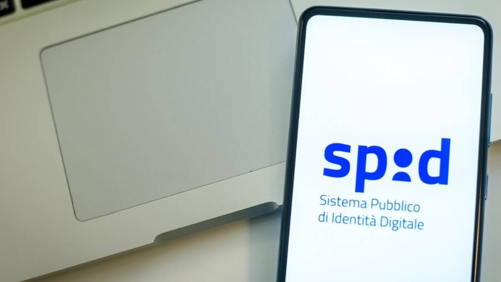 SPID batte ancora la CIE: gli italiani non lo abbandonano