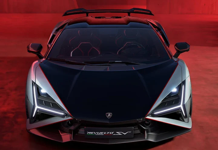 Lamborghini Revuelto SV - dettaglio Lamborghini Revuelto SV: 1.065 CV e soli 1.963 esemplari