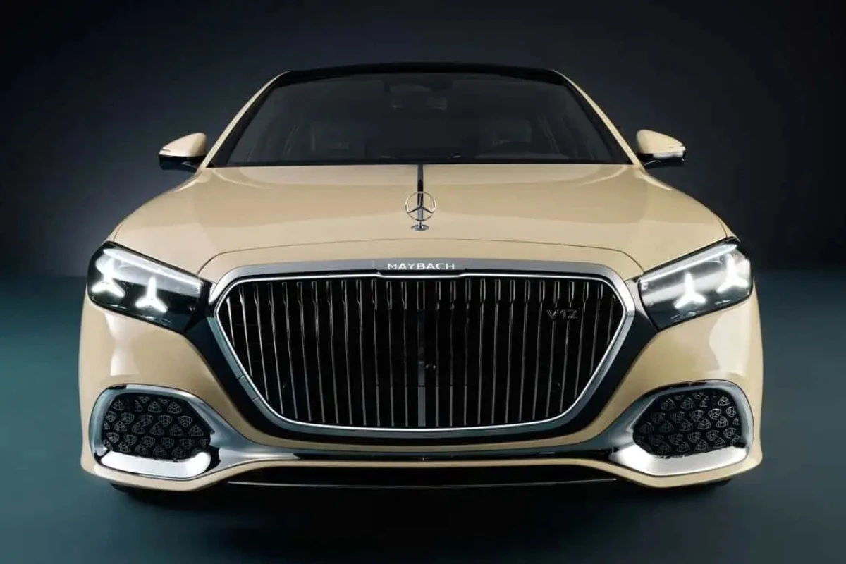 Maybach S 680 LeBron James, la Maybach S 680 su misura svelata a Monterey