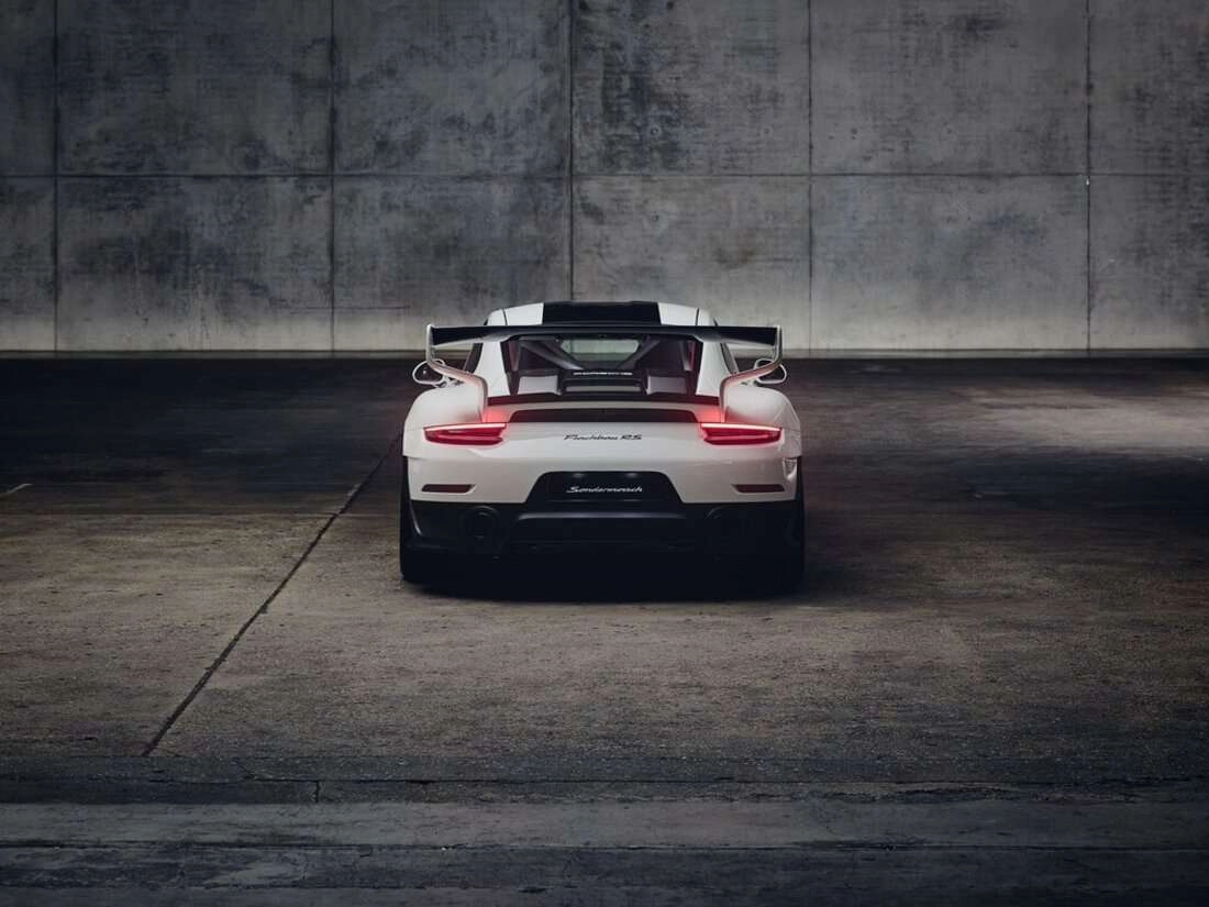 Porsche Flachbau RS Porsche Flachbau RS: la one-off che omaggia Moby Dick