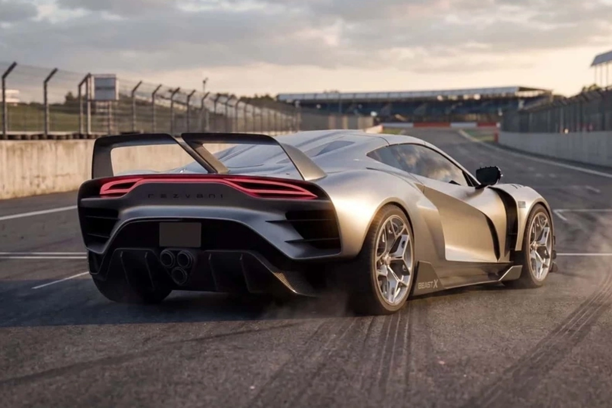 Rezvani Beast X Rezvani Beast X, 1.560 CV e 0-100 in 1,9 secondi: solo 5 unità