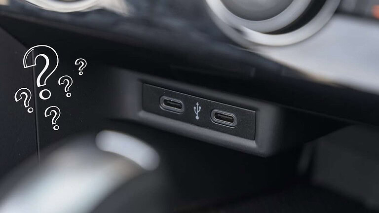 Porta USB dell'auto: perché non basta più a caricare lo smartphone