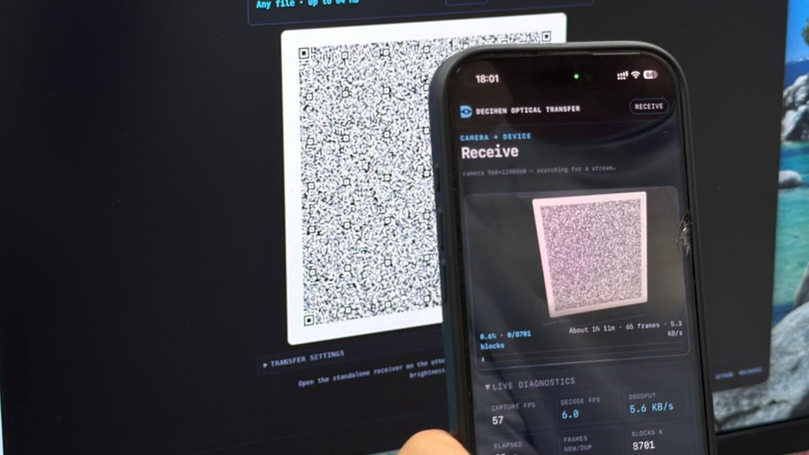 Decimen trasferisce file senza WiFi, Bluetooth o cavo: solo QR