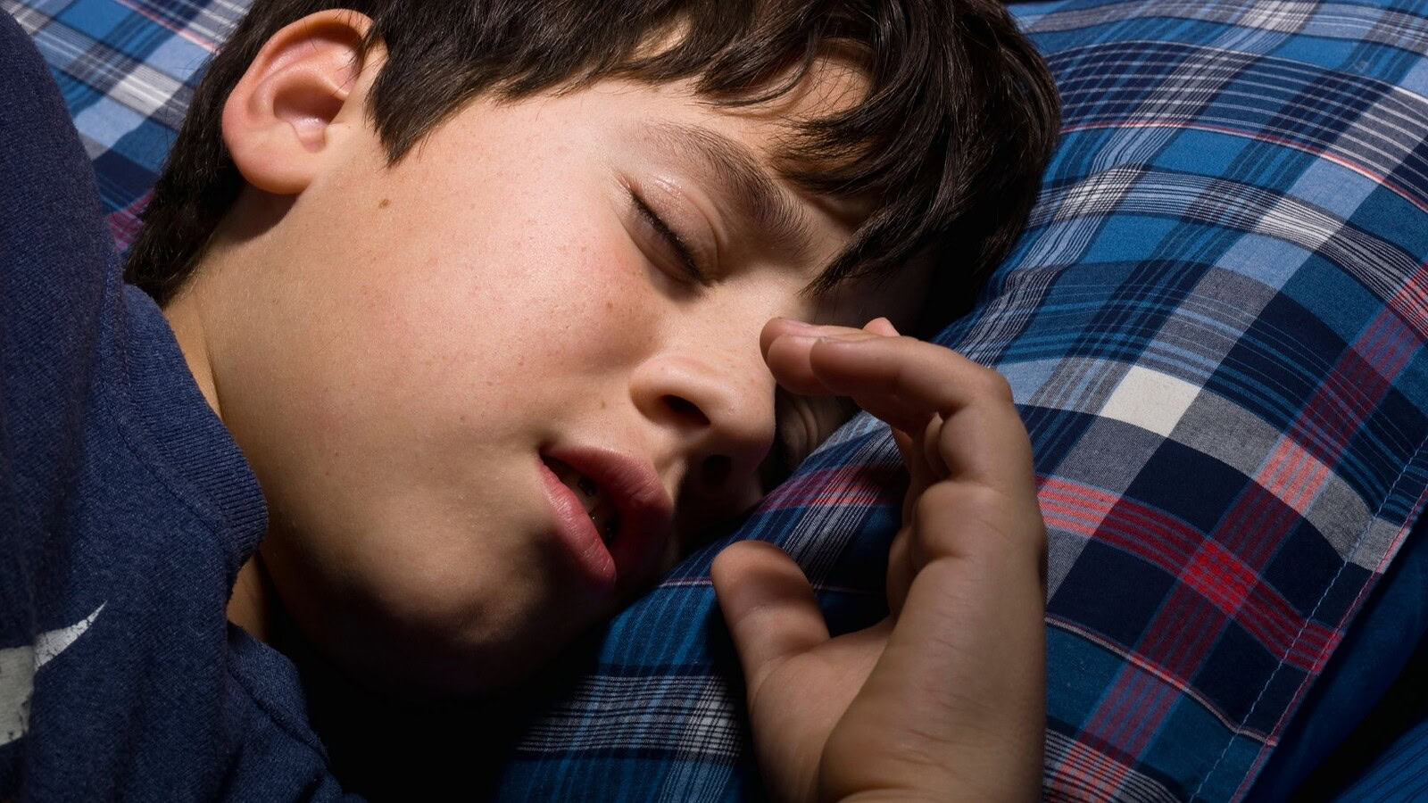 Dormire meglio migliora i voti: la prova arriva dalla scienza
