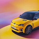 Renault 5 elettrica, più autonomia e ricarica rapida di serie