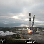 SpaceX, due Falcon 9 lanciati a 38 minuti di distanza: è record