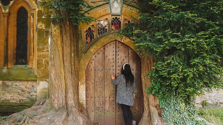 Tolkien, la chiesa inglese che ispirò le porte di Durin