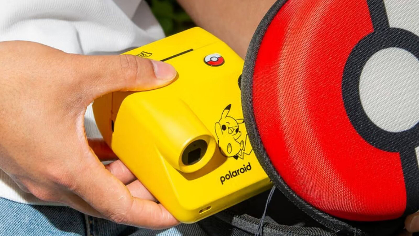 Polaroid x Pokémon: la collezione per i 30 anni con Pikachu