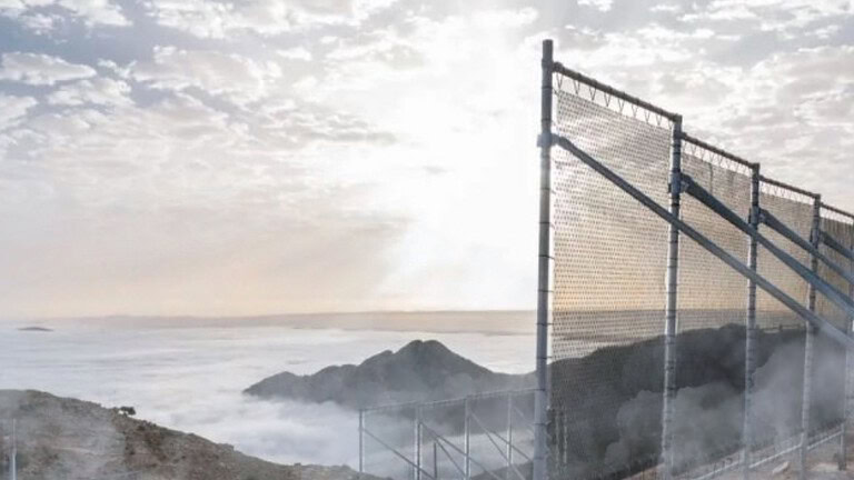 CloudFisher, le reti che catturano acqua potabile dalla nebbia