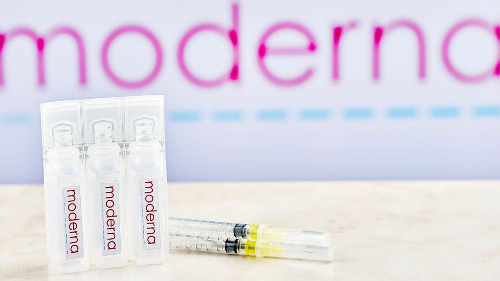 Moderna, il vaccino mRNA contro il melanoma supera la fase 3
