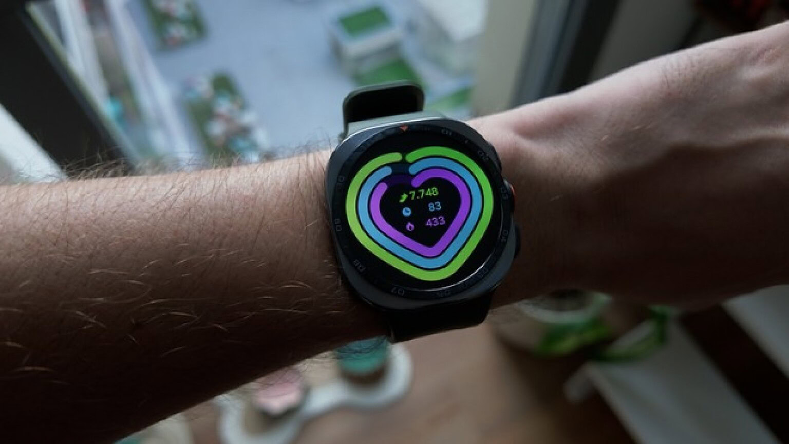 Galaxy Watch Ultra2 in offerta su Amazon: prezzo minimo storico